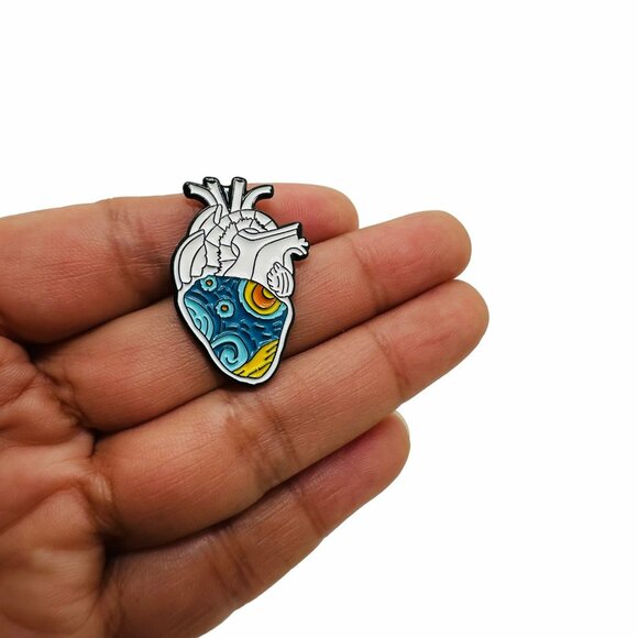 🤩Anatomical Heart Shaped Pin Badges Vangoh Starry Night Gift Enamel Brooch🤩 - Picture 2 of 6